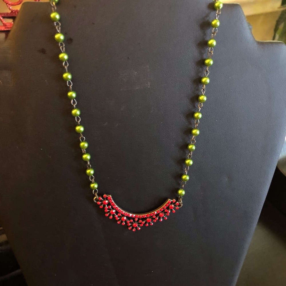 Stylish Christmas necklace